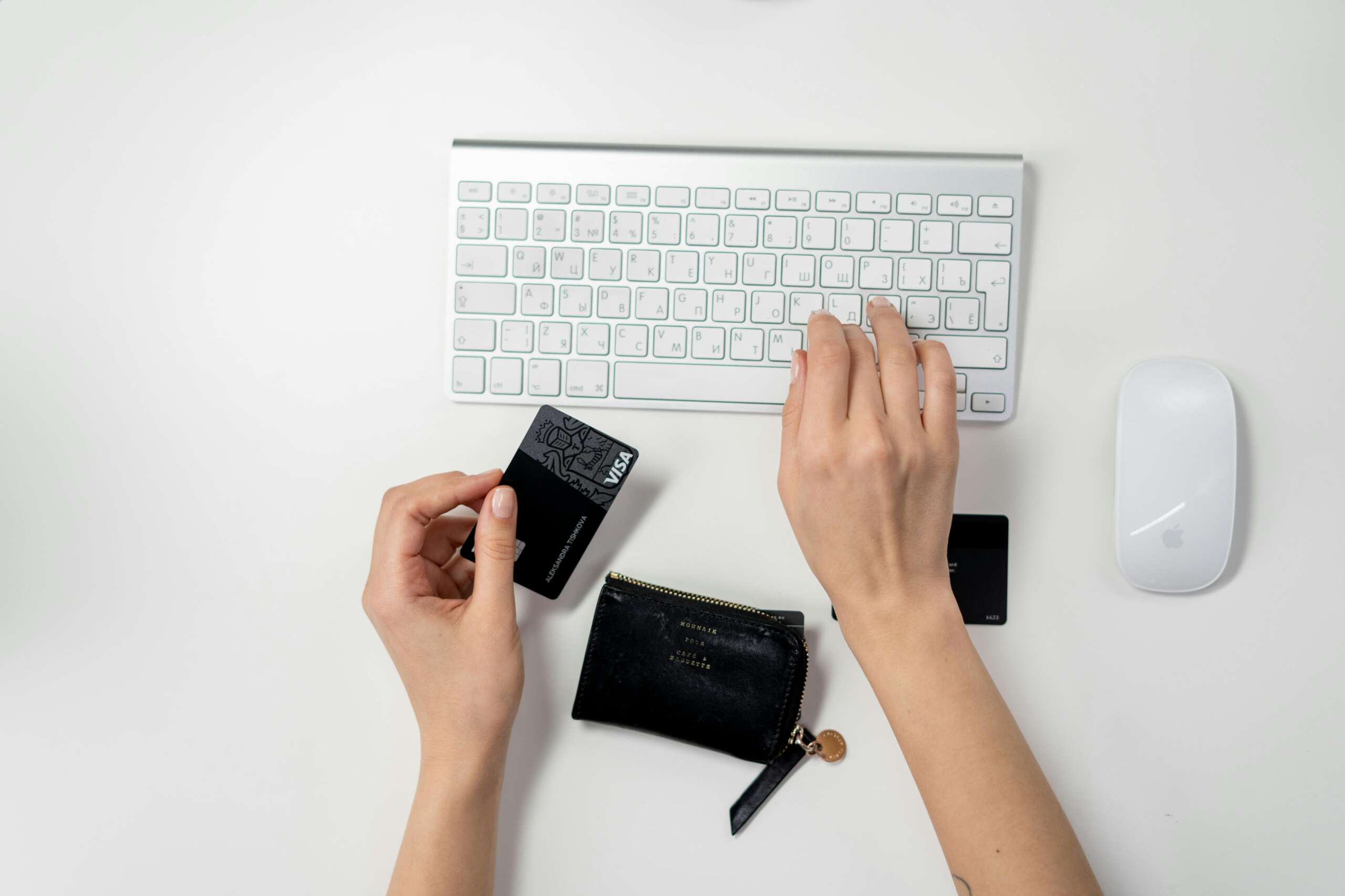 Understanding Nexus: When Does Your E-commerce Business Need to Pay Taxes? 1 E-commerce Business